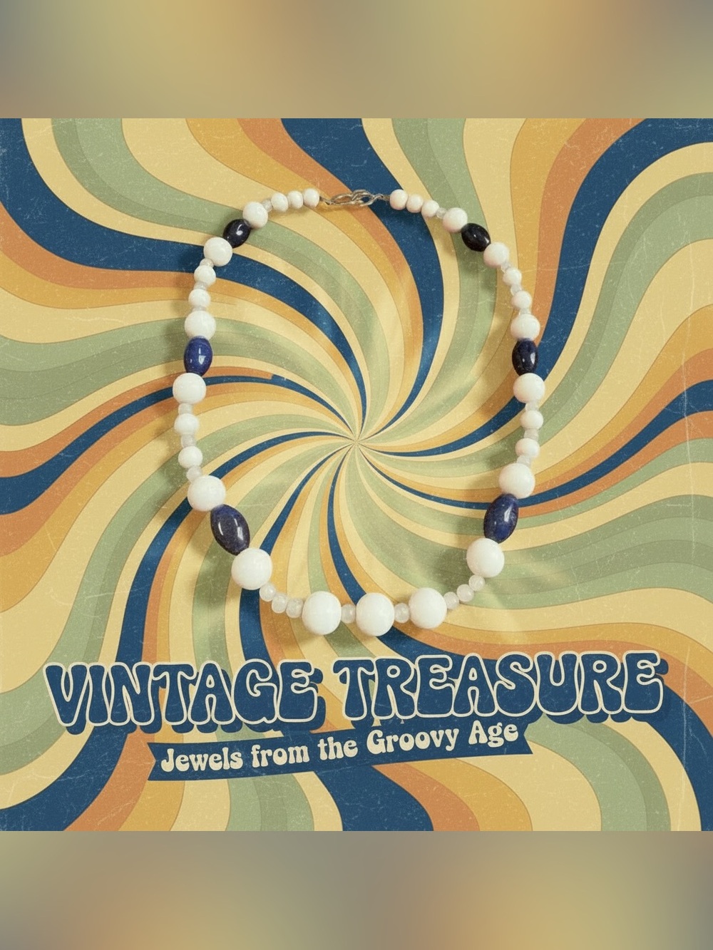 80’s Vintage White & Navy Beaded Statement Necklace